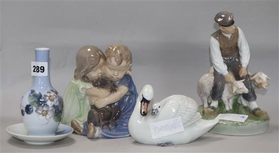 Five pieces of Royal Copenhagen